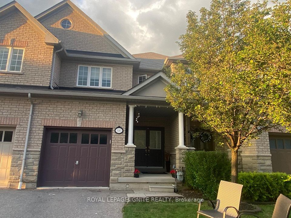 Att/Row/Townhouse at 5183 Angel Stone Drive, Mississauga, ON L5M 0L5, Mississauga
