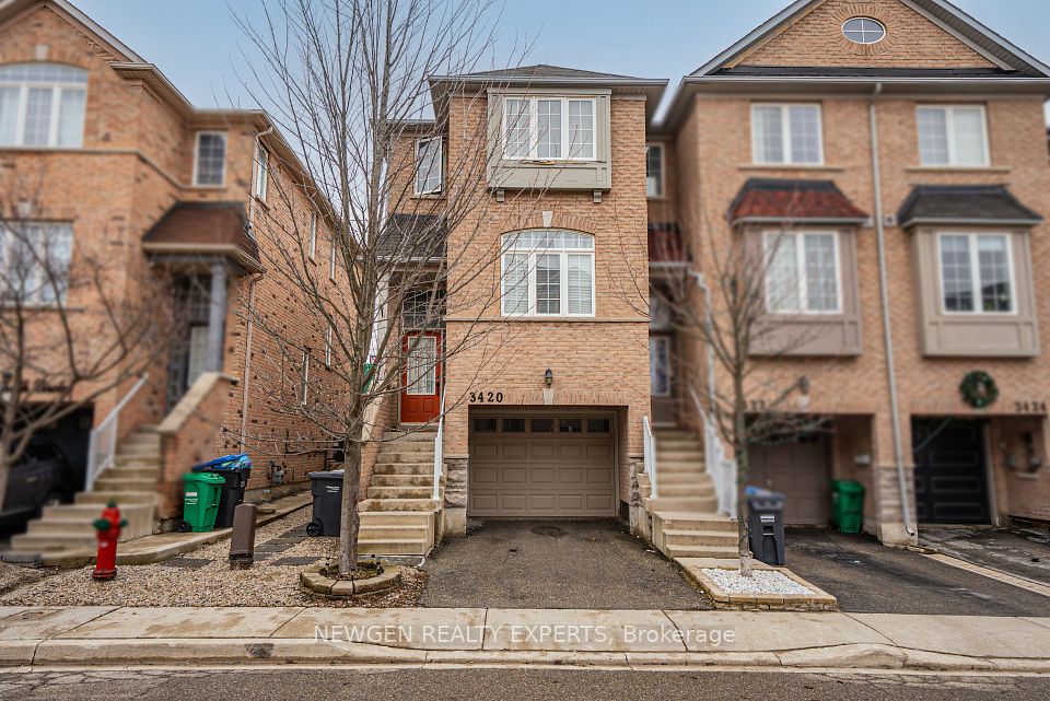 Att/Row/Townhouse at 3420 Redpath Circle, Mississauga, ON L5N 8R7, Mississauga