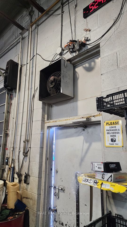 227 Advance Boulevard 10-11, Brampton, ON L6T 4J3