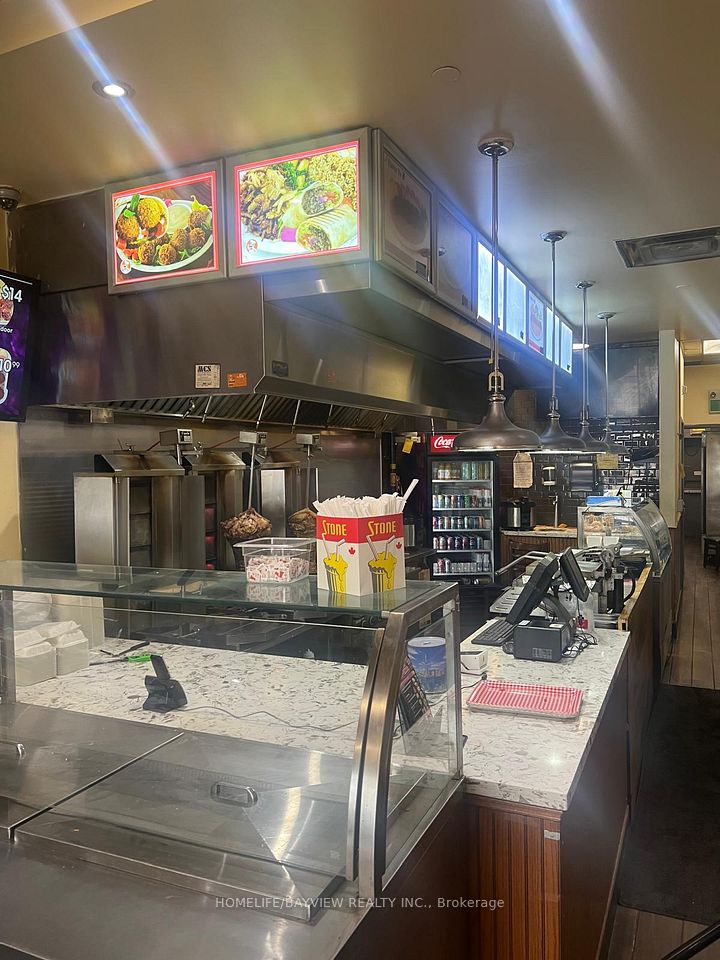 2558 Finch Avenue W 8A, Toronto W05, ON M9M 2G3