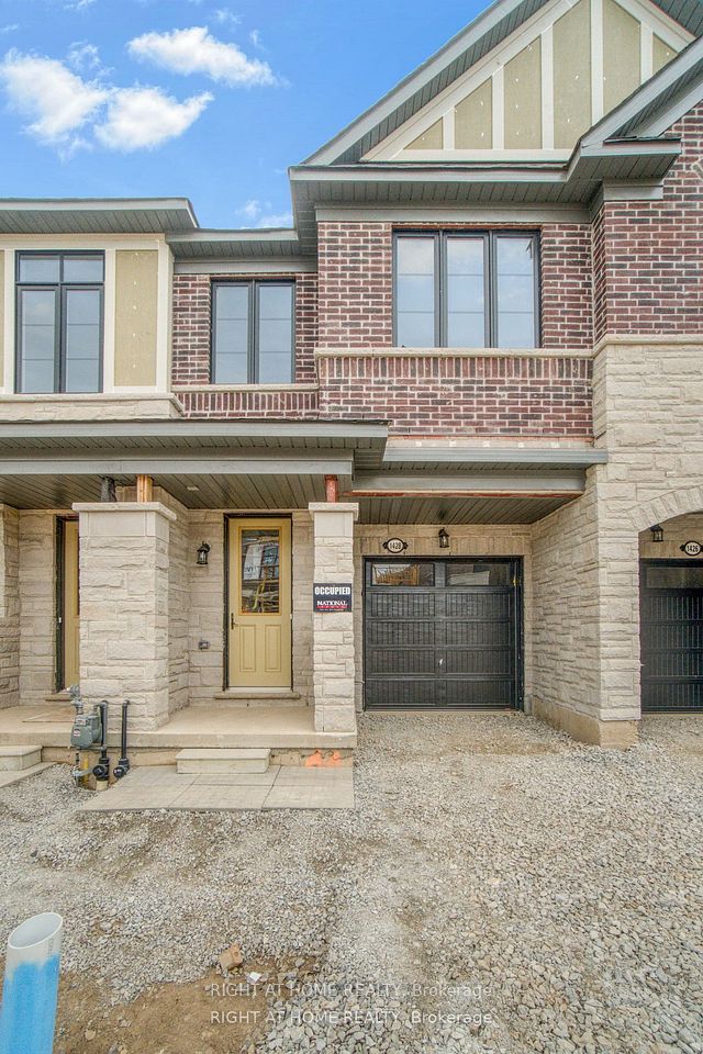 Att/Row/Townhouse at 1428 Almonte Drive, Burlington, ON L7P 0V8, Burlington