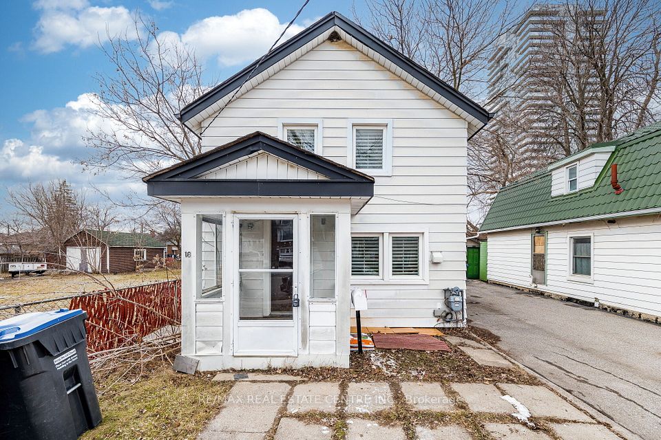 18 Hillcrest Avenue, Brampton, ON L6W 1Y8 at 18 Hillcrest Avenue, Brampton, ON L6W 1Y8, Brampton, ON, L6W 1Y8
