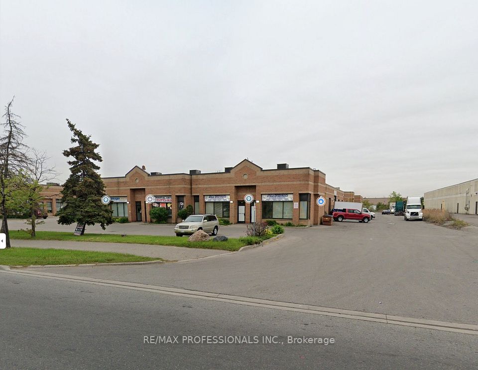 1310 Midway Boulevard 33, Mississauga, ON L5T 2K5