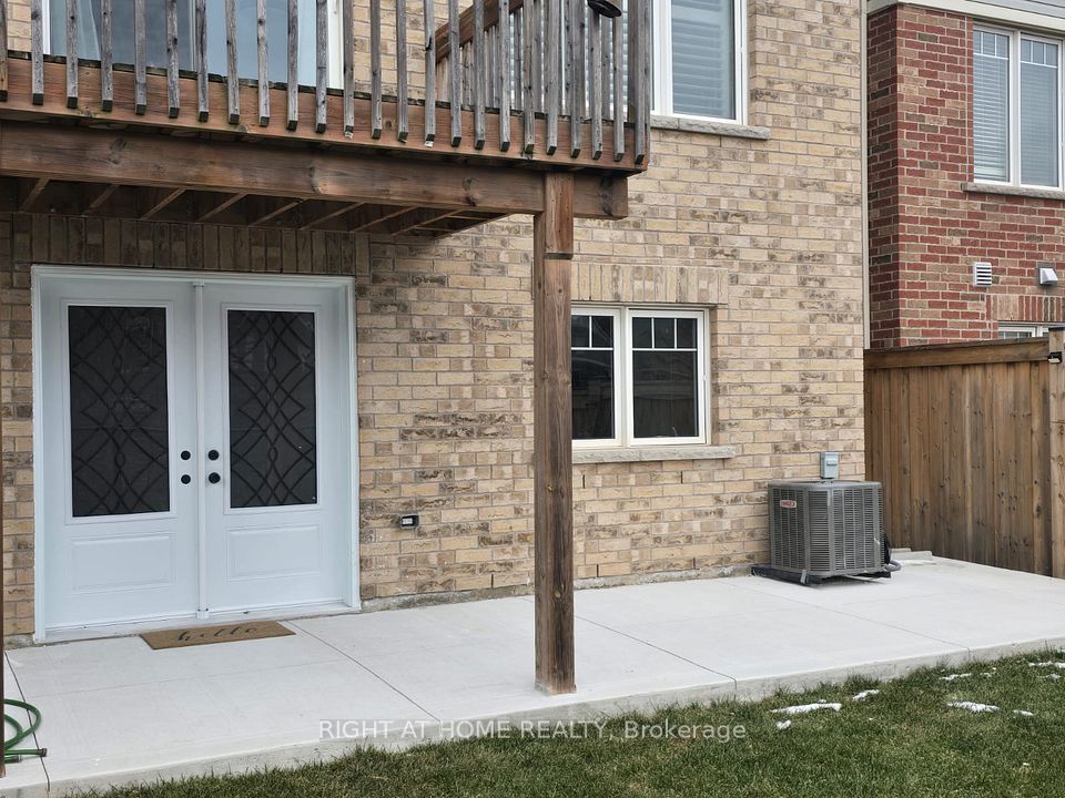 Detached at 1258 Duignan Crescent, Milton, ON L9E 1C5, Milton