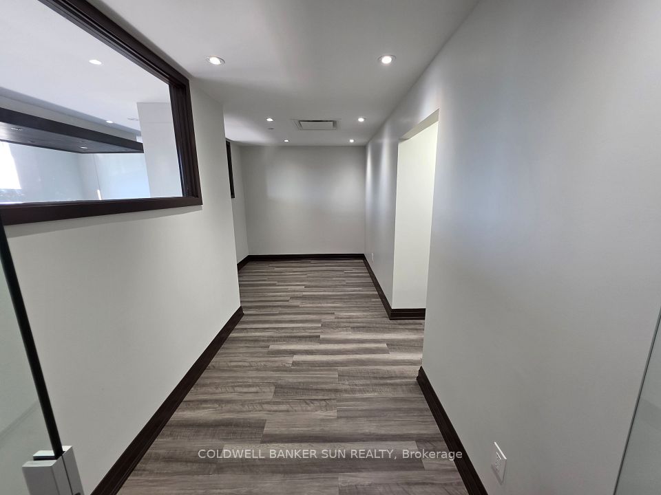 1200 Derry Road E 7, Mississauga, ON L5T 0B3