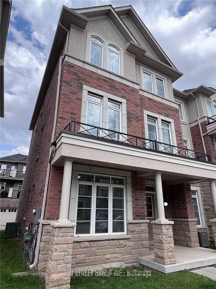 Att/Row/Townhouse at 3325 Carding Mill Trail, Oakville, ON L6M 1R7, Oakville