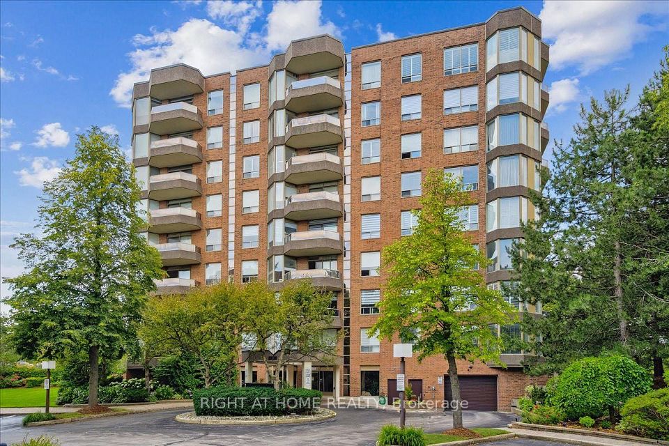 Condo Apartment at 1901 Pilgrims Way 702, Oakville, ON L6M 2W9, Oakville