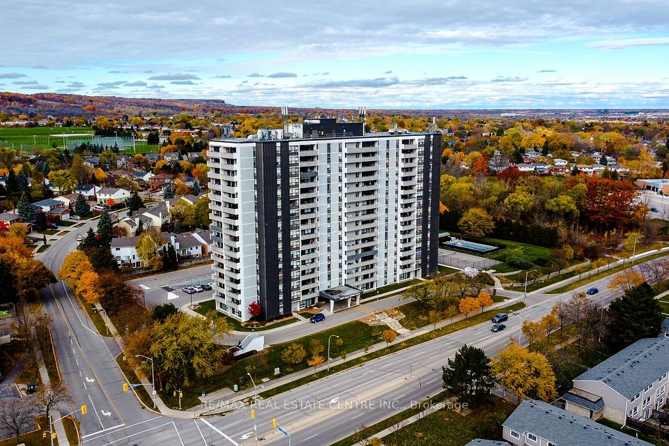 Condo Apartment at 2055 Upper Middle Road 602, Burlington, ON L7P 3P4, Burlington