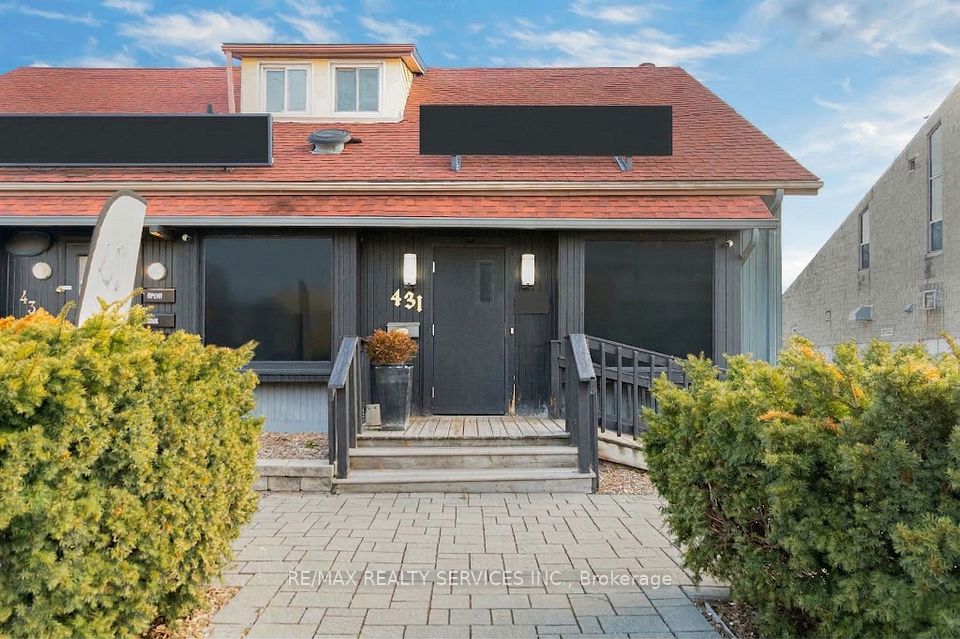 431 Brock Avenue, Burlington, ON L7S 1M8