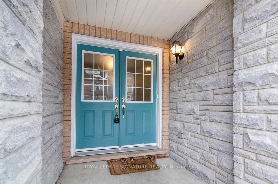 Att/Row/Townhouse at 632 Candlestick Circle, Mississauga, ON L4Z 0B4, Mississauga