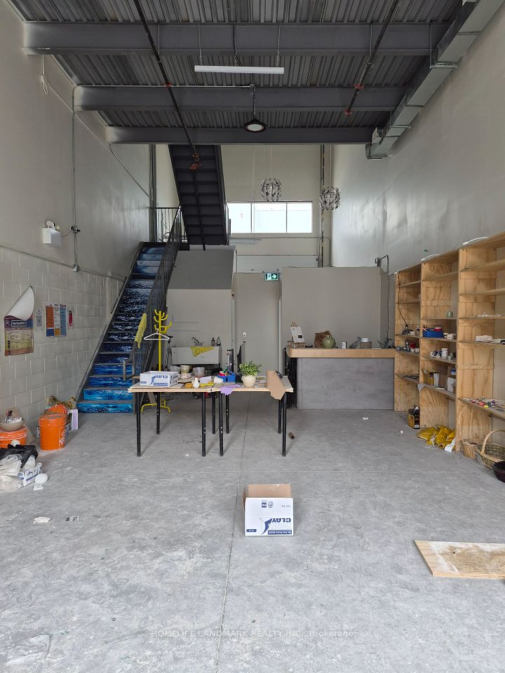 5260 Solar Drive C106, Mississauga, ON L4W 5E1