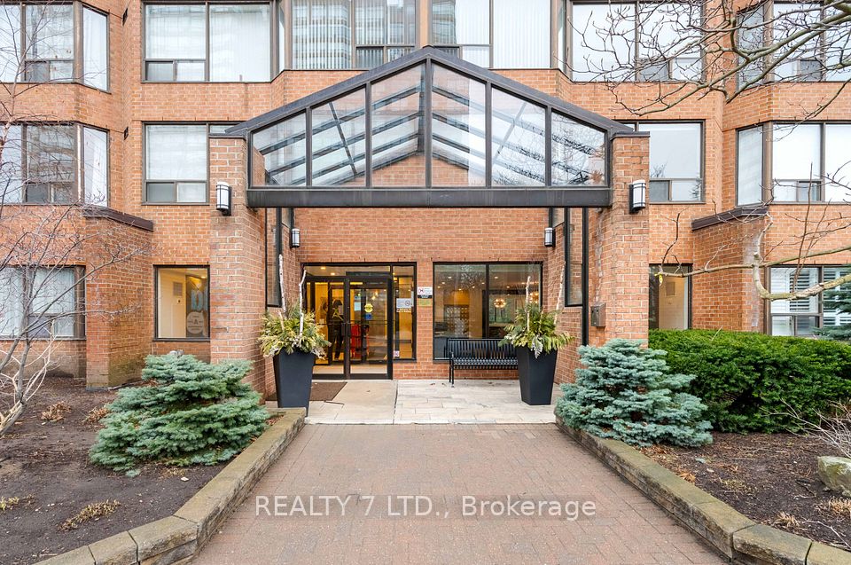 Condo Apartment at 1270 Maple Crossing Boulevard 412, Burlington, ON L7S 2J9, Burlington