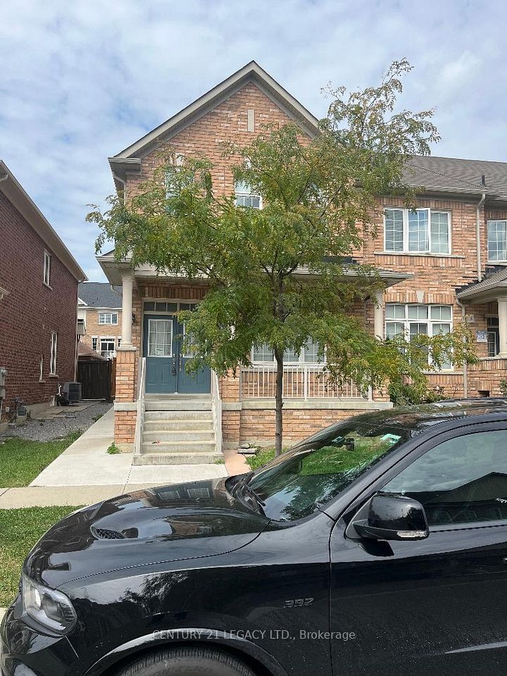 Att/Row/Townhouse at 16 Saint Dennis Road, Brampton, ON L6R 3W5, Brampton