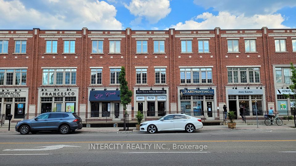 Att/Row/Townhouse at 86 Lakeshore Road W, Oakville, ON L6K 3A2, Oakville