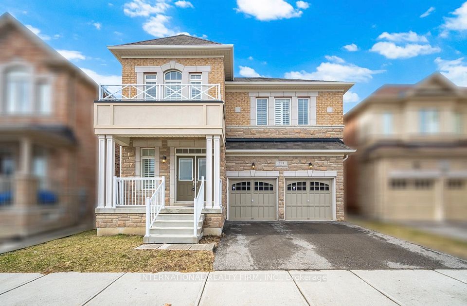 Detached at 221 Etheridge Avenue N, Milton, ON L9E 1H6, Milton