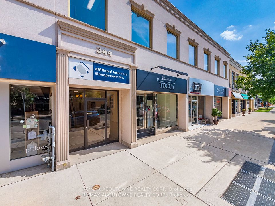 344 Lakeshore Road E H, Oakville, ON L6J 1J6