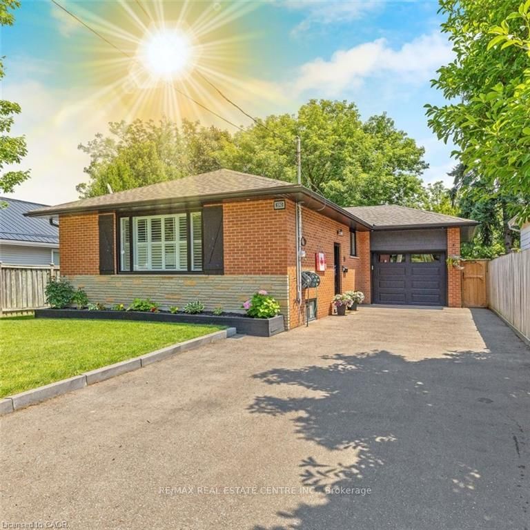 Detached at 390 Woodward Avenue, Milton, ON L9T 1V4, Milton