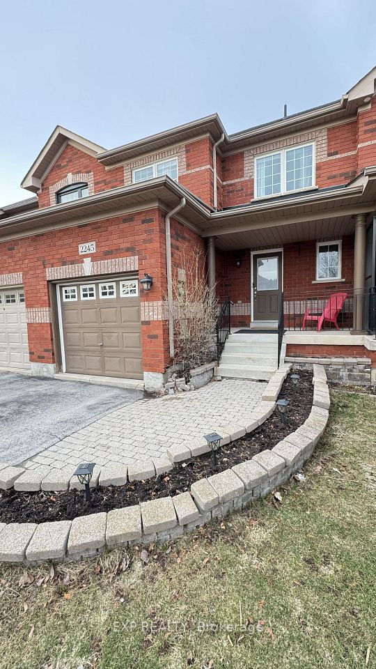 Att/Row/Townhouse at 2245 Hummingbird Way, Oakville, ON L6M 3Z7, Oakville