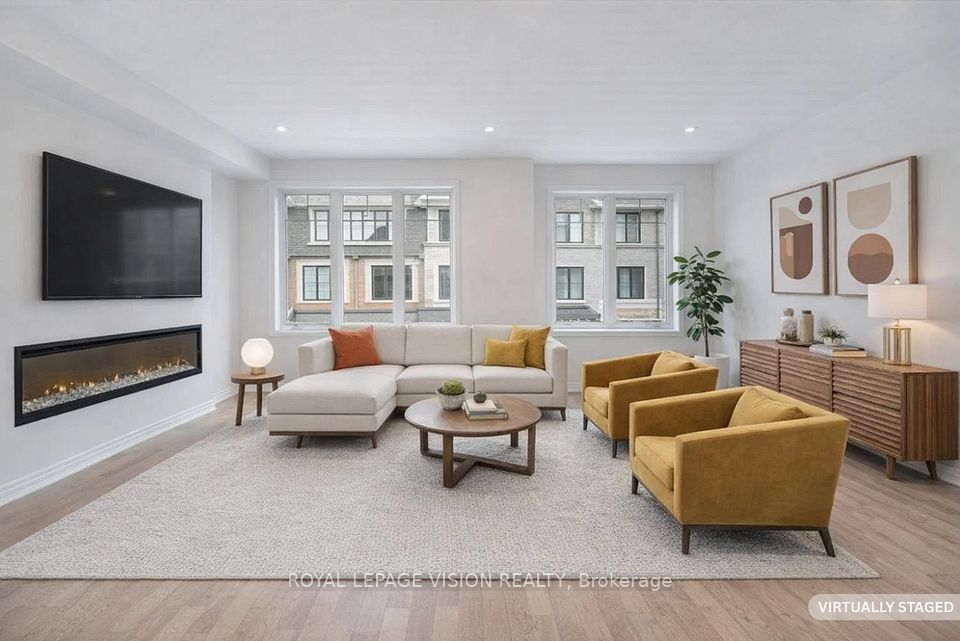 Att/Row/Townhouse at 20 Folcroft Street, Brampton, ON L6Y 0B6, Brampton