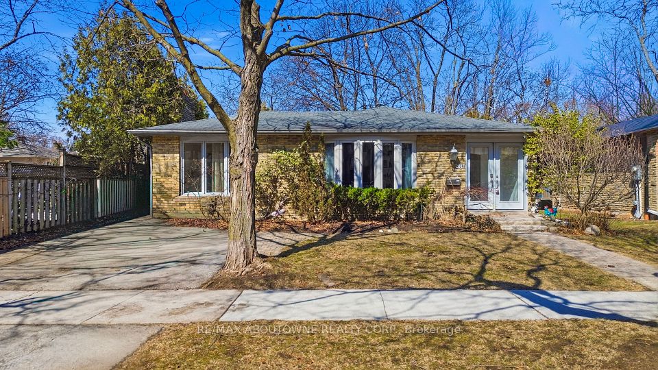 Detached at 481 Anthony Drive, Oakville, ON L6J 2K6, Oakville