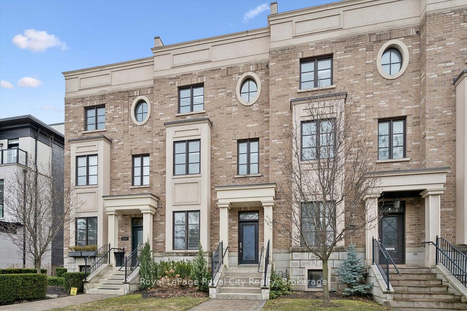 Att/Row/Townhouse at 216 Rebecca Street, Oakville, ON L6K 1J9, Oakville