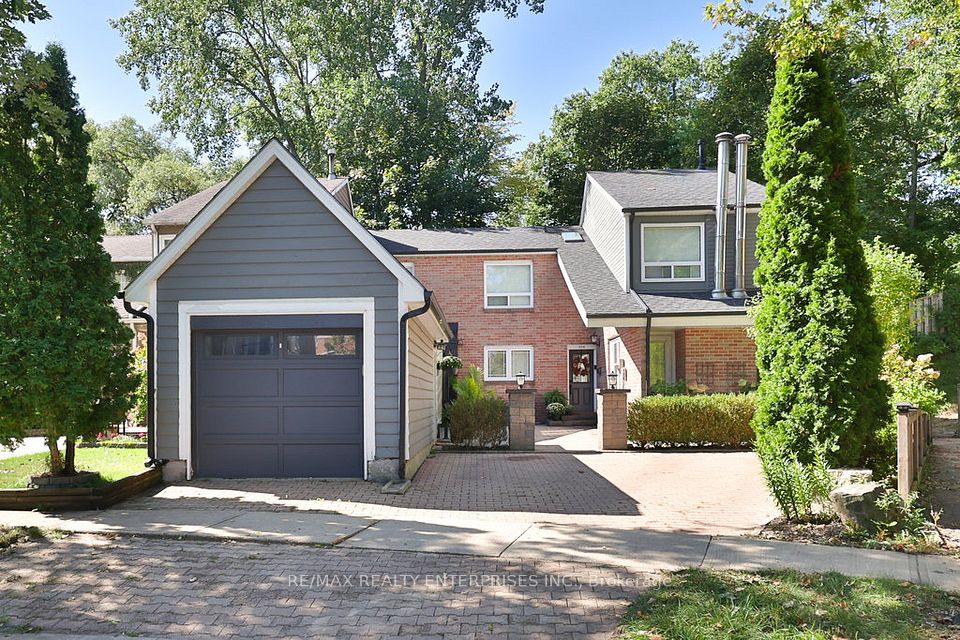 Semi-Detached  at 1106 Kos Boulevard, Mississauga, ON L5J 4L6, Mississauga