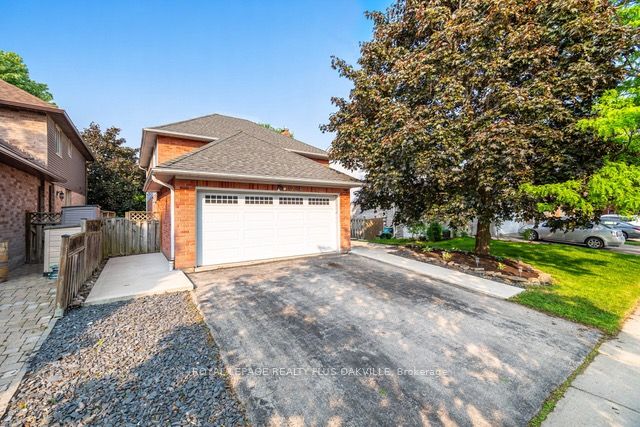 Detached at 1294 Hammond Street, Burlington, ON L7S 2C5, Burlington