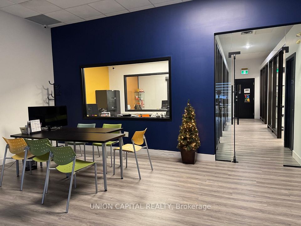 5155 Spectrum Way 25, Mississauga, ON L4W 5A1