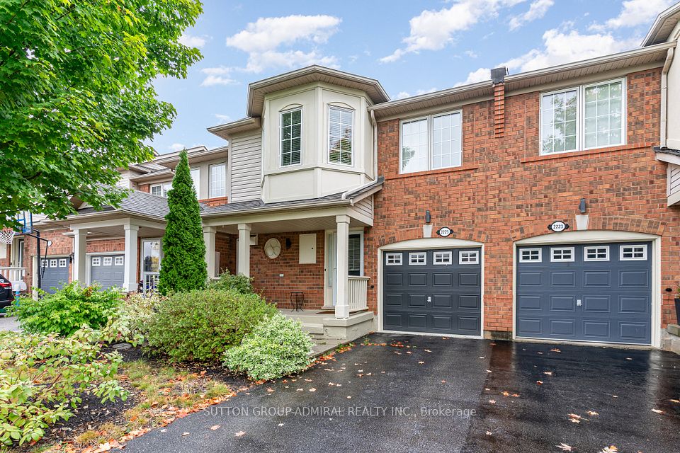 Att/Row/Townhouse at 2225 Amberglen Court, Oakville, ON L6M 4W8, Oakville