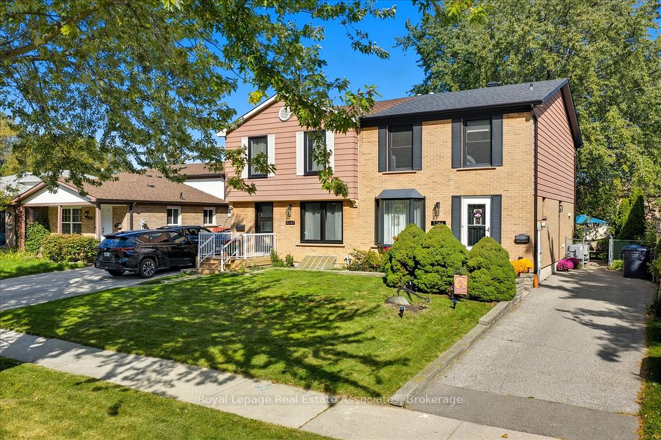Semi-Detached  at 3244 Mainsail Crescent, Mississauga, ON L5L 1H2, Mississauga
