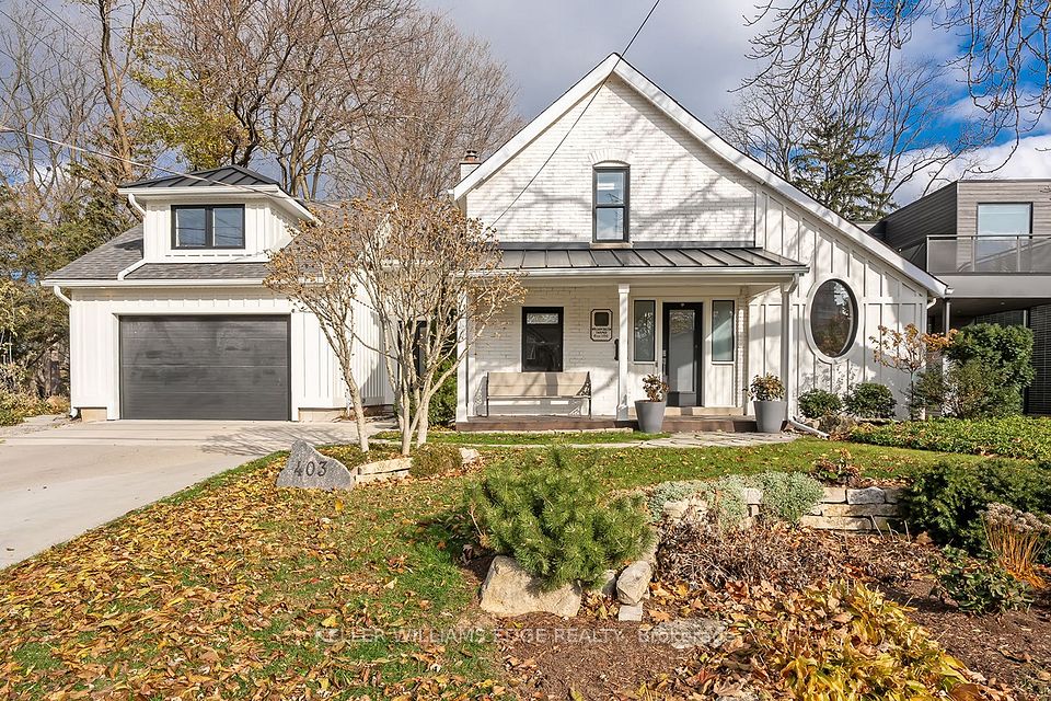 Detached at 403 Smith Avenue, Burlington, ON L7R 2T9, Burlington