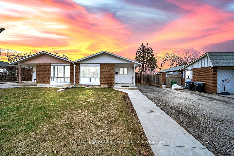 Semi-Detached  at 64 Drake Boulevard, Brampton, ON L6T 3K9, Brampton