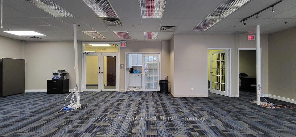 1550 South Gateway Road 220-221, Mississauga, ON L4W 5G6