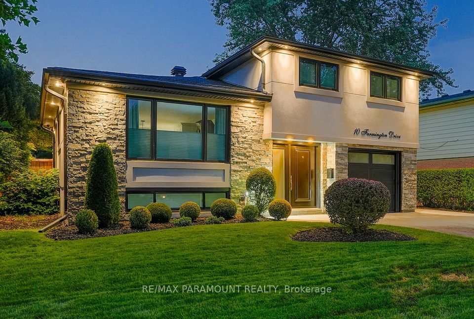 Detached at 10 Farmington Drive, Brampton, ON L6W 2V2, Brampton