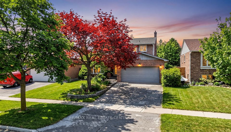 Detached at 517 Farmstead Drive, Milton, ON L9T 4N7, Milton