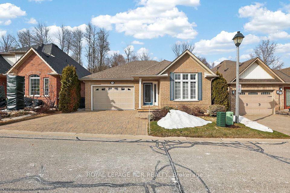 Detached at 26 Nailsworth Crescent, Caledon, ON L7C 1R3, Caledon