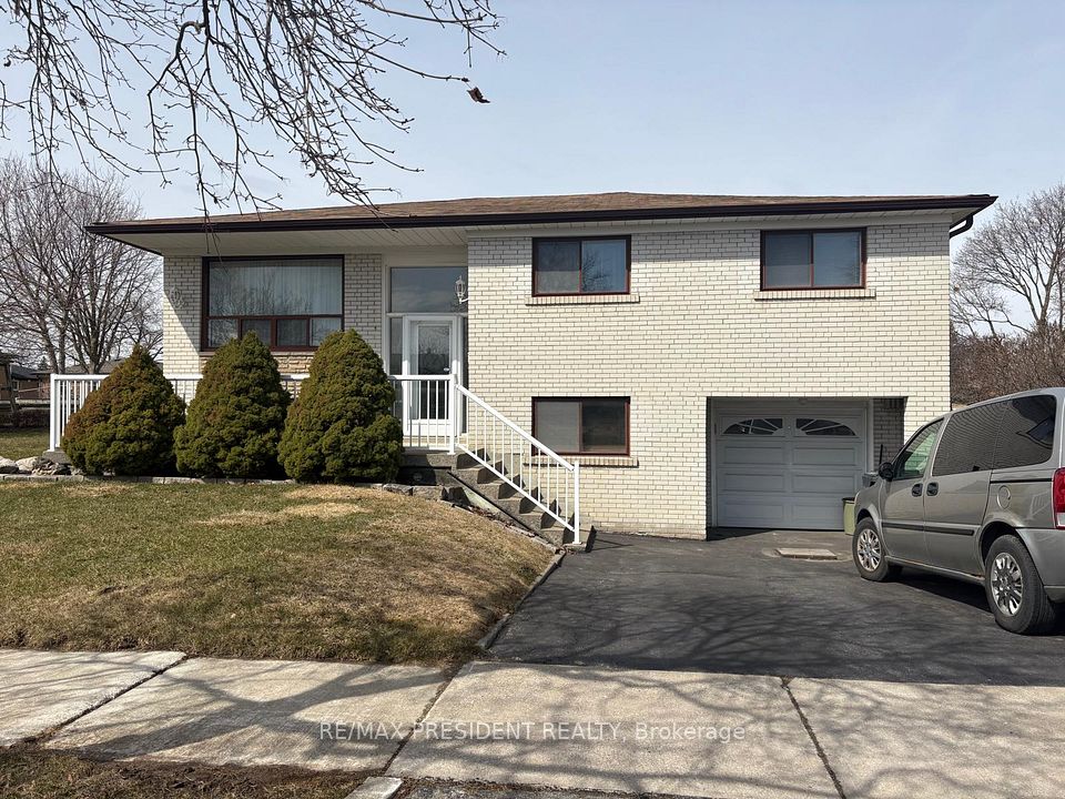 Detached at 3759 Bayswater Crescent, Mississauga, ON L4T 2G6, Mississauga