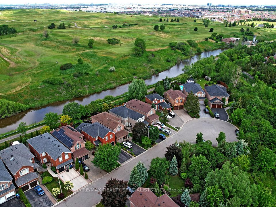 Detached at 1169 Barnswallow Court, Mississauga, ON L5V 2J6, Mississauga