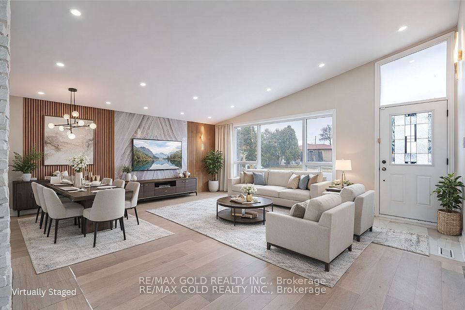 Detached at 15 Athlone Avenue, Brampton, ON L6T 2N5, Brampton