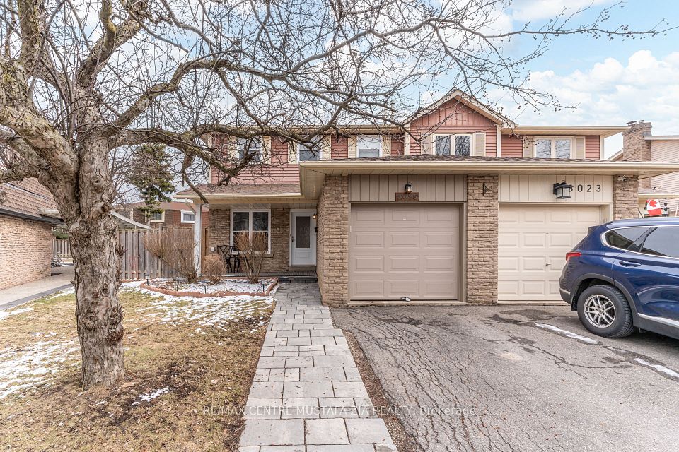 Semi-Detached  at 3025 Oslo Crescent, Mississauga, ON L5N 1Z8, Mississauga