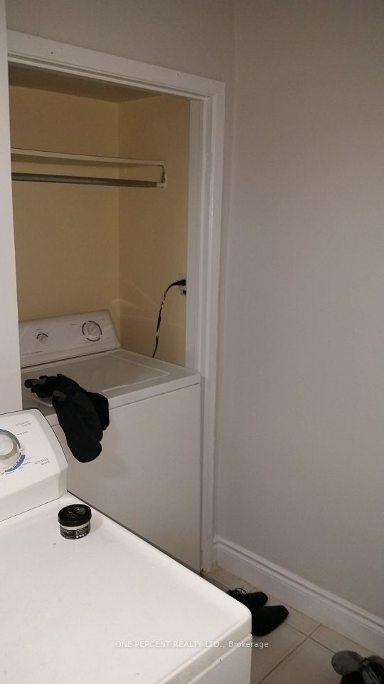 Detached at 52 Timberlane Drive Basement Apartment, Brampton, ON L6Y 4B6, Brampton