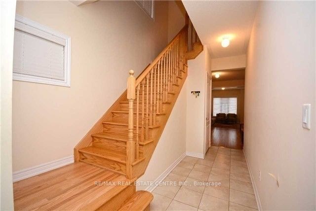 Semi-Detached  at 64 S Yardley Crescent S, Brampton, ON L6X 5L7, Brampton