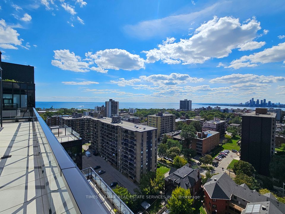 Condo Apartment at 270 Dufferin Street PH12, Toronto W01, ON M6K 0H8, Toronto W01