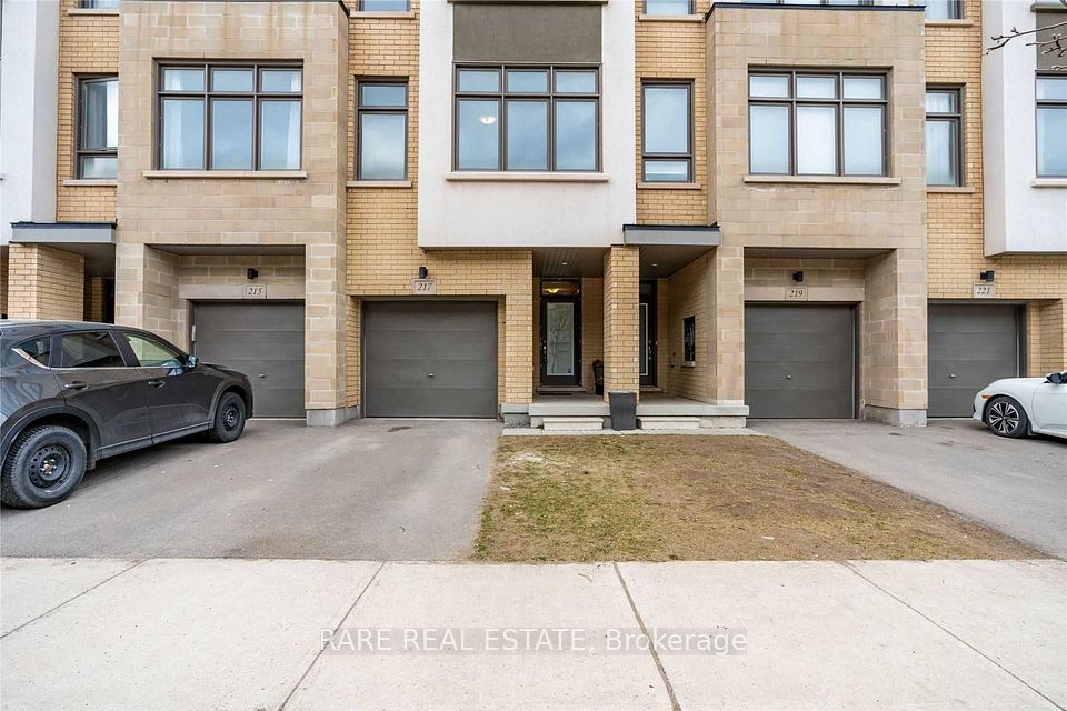 Att/Row/Townhouse at 217 Huguenot Road, Oakville, ON L6H 0L6, Oakville