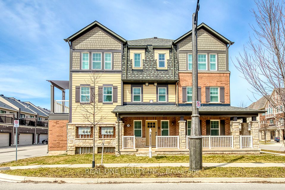 369 Timberland Gate, Oakville, ON L6M 0Y9