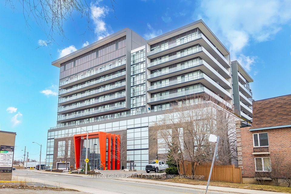 15 James Finlay Way 734, Toronto W05, ON M3M 0B3