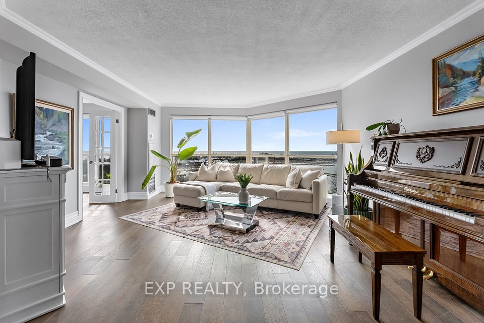Condo Apartment at 2261 Lake Shore Boulevard W 918, Toronto W06, ON M8V 3X1, Toronto W06