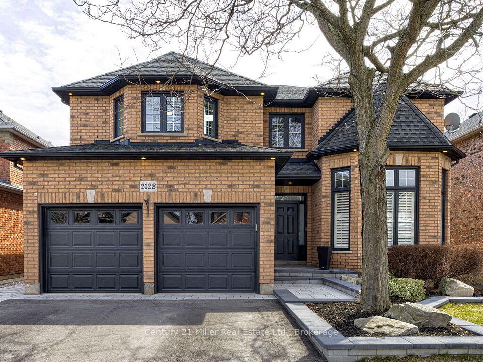 Detached at 2128 Arbourview Drive, Oakville, ON L6M 3N9, Oakville