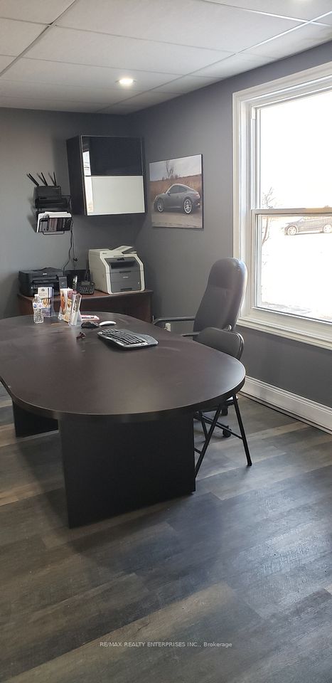 12993 Steeles Avenue, Halton Hills, ON L0P 1E0