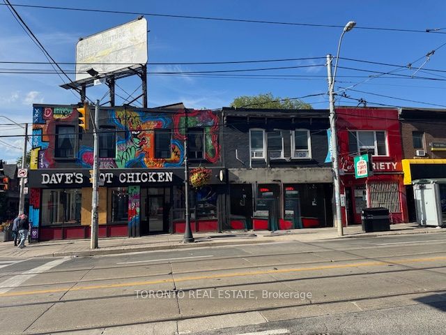 1580 Queen Street W, Toronto W01, ON M6R 1A6